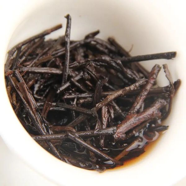 Чай Шу Пуер Стебла стародревнього дерева 2020 рік тонізуючий чайна цегла 250г, Китай id_7828 фото