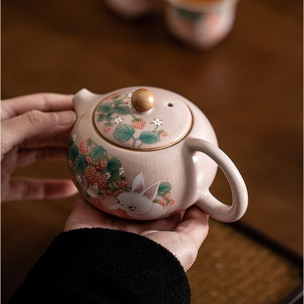 Чайник Сі Ши в стилі династії Сун "Полуничне кроленя" ручної роботи крижана глазур 180мл, Китай id_9091 фото